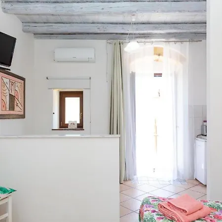 Apartment La Piazzetta *