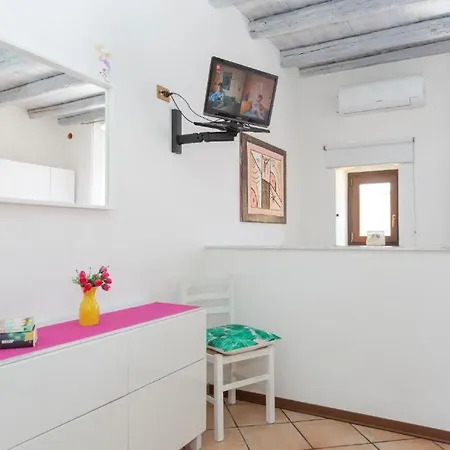 Apartment La Piazzetta
